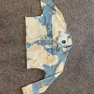 Stretchy comfy tye dye Jean jacket